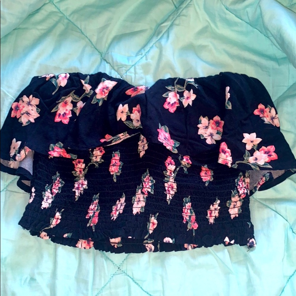Hollister floral crop top